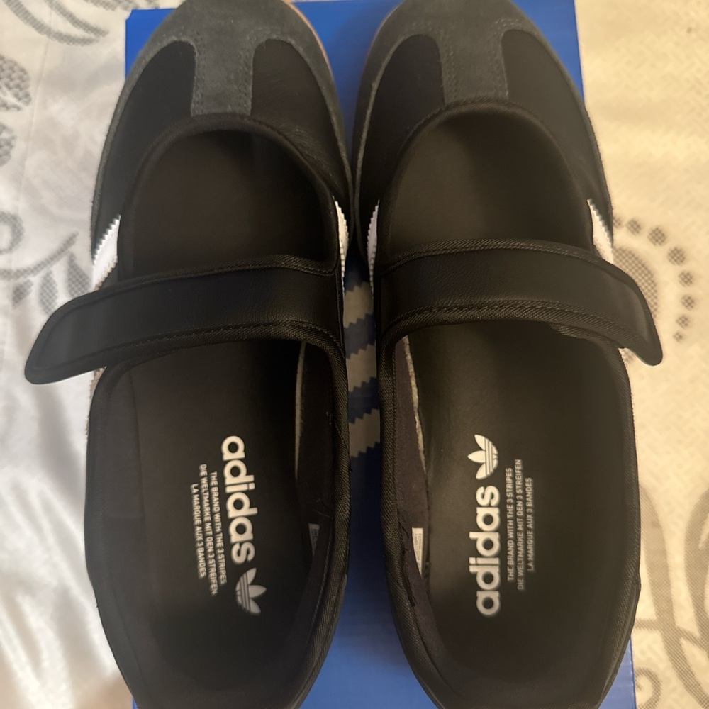 Adidas Samba Black Leather Sneakers - Picture 8 of 8